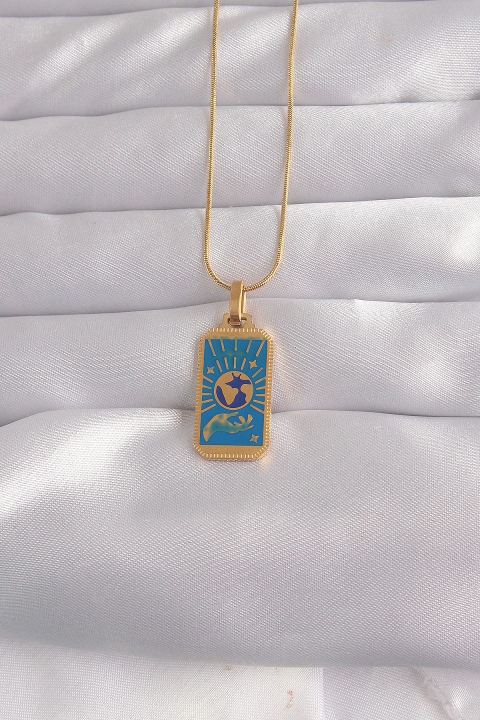 Shekka 316L Çelik Gold Renk Mavi Mineli El Figür Tarot Kolye