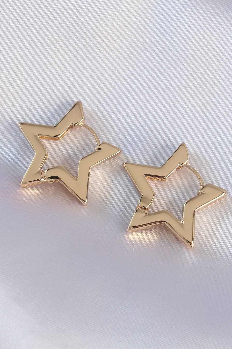 Shekka Pirinç Gold Renk Yıldız Küpe