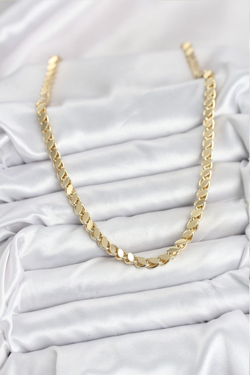 Shekka Xuping Gold Renk Arpa Kolye — görsel 2