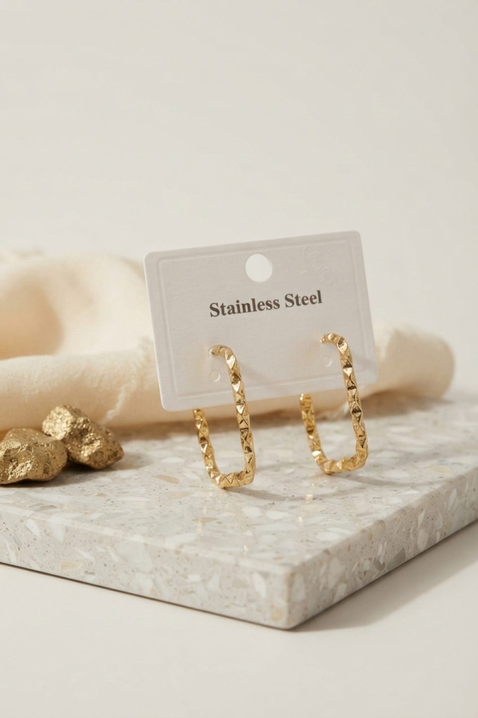 Shekka 316L Çelik Gold Renk Tırtıklı Dikdörtgen Halka Model Küpe