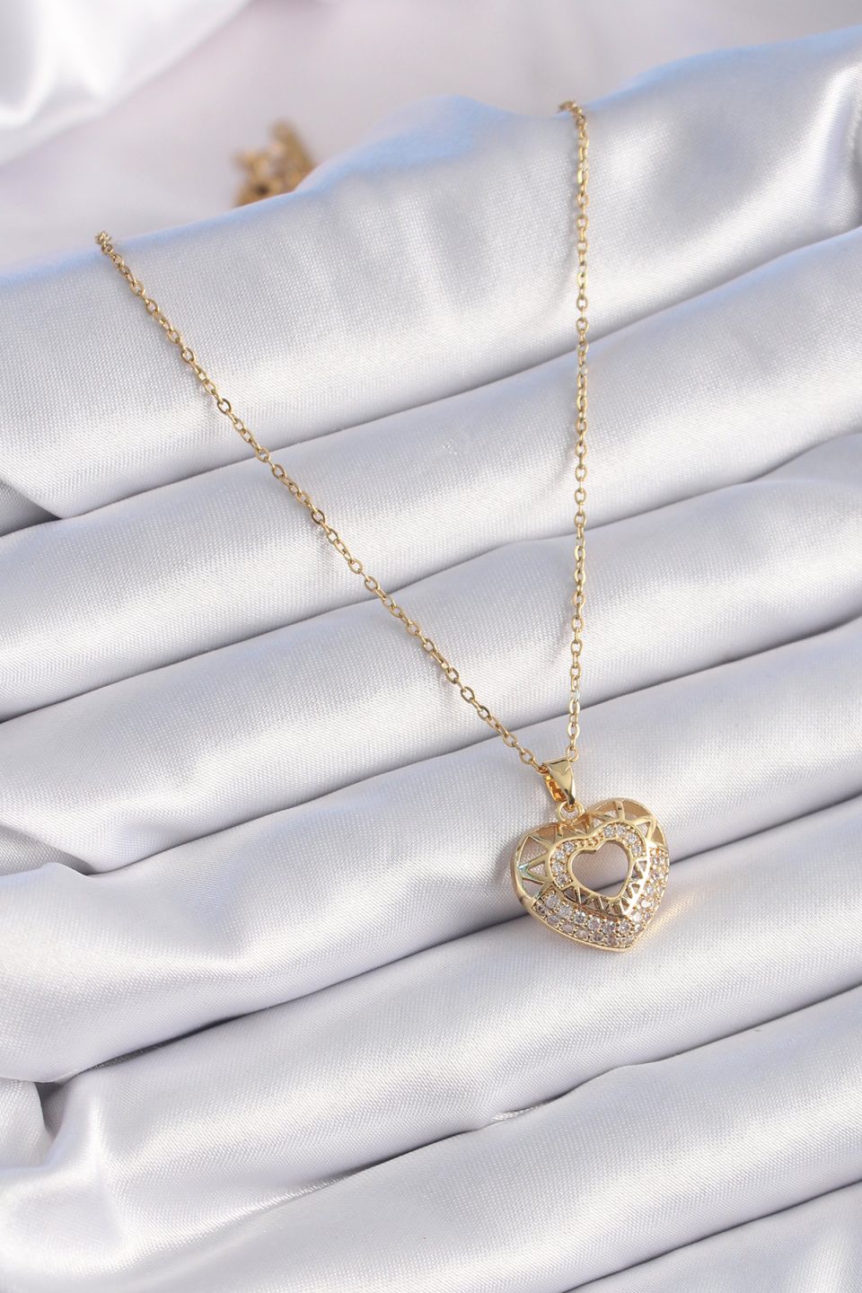 Shekka 316L Çelik Gold Renk Zirkon Taşlı Kalp Model Vintage Kadın Kolye — görsel 2