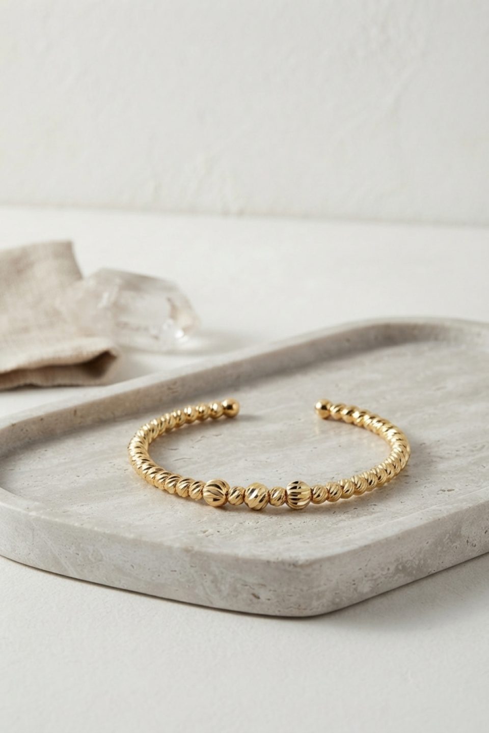 Shekka Gold Renk Dorika Model Kadın Bileklik