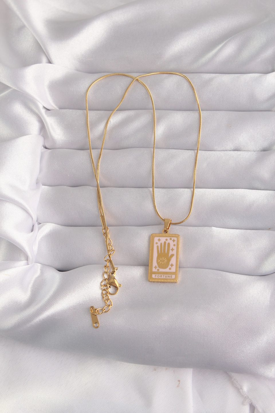 Shekka 316L Çelik Gold Renk Pembe Mineli El Figür Tarot Kolye — görsel 2