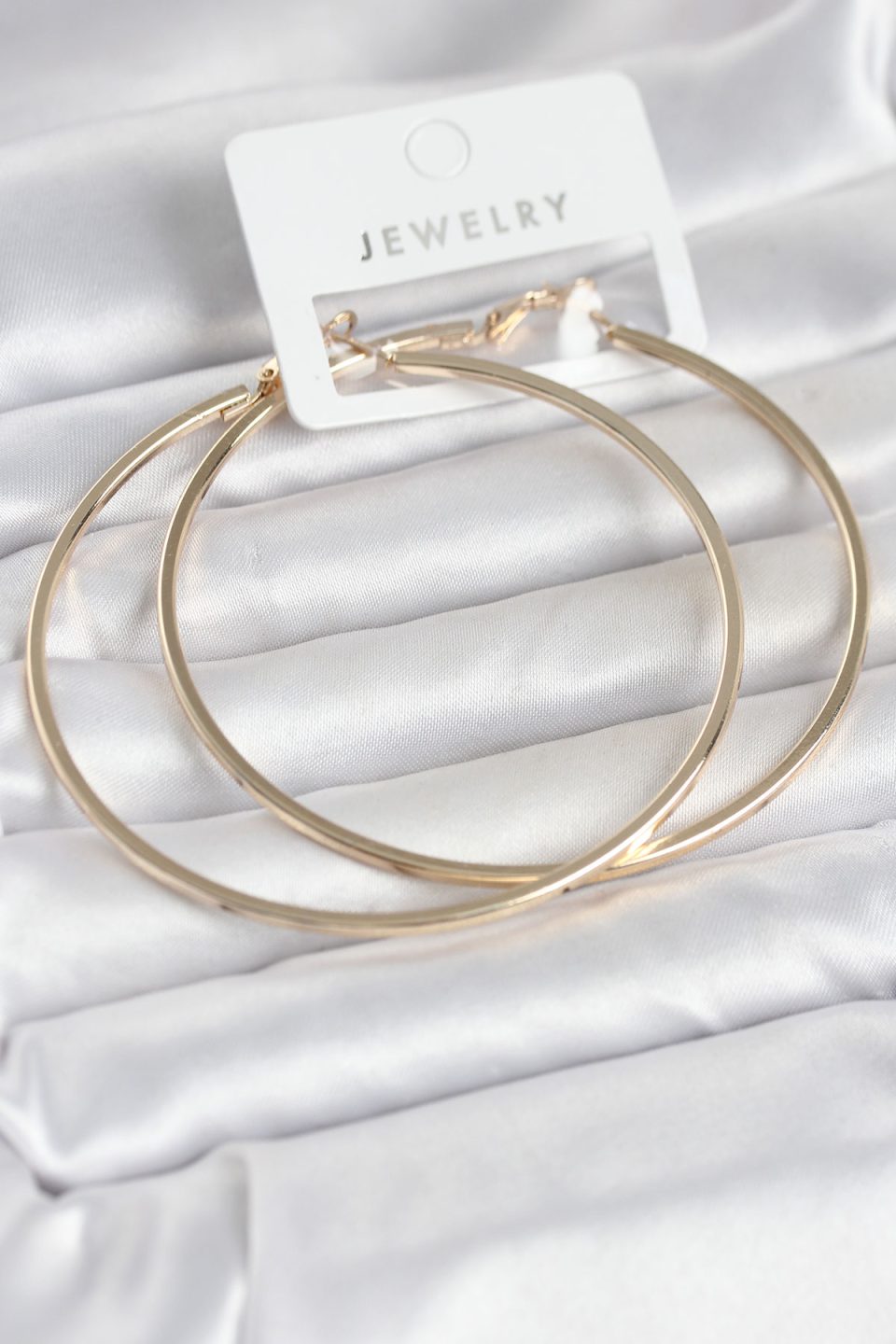 Shekka Gold Renk Pirinç Köşeli Kenar Halka 72 mm Kadın Küpe