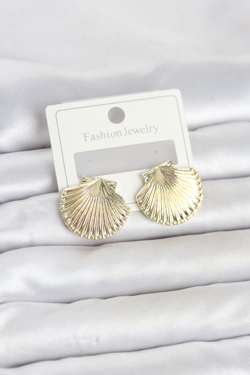 Shekka Gold Renk Pirinç Deniz Kabuğu Model Kadın Küpe