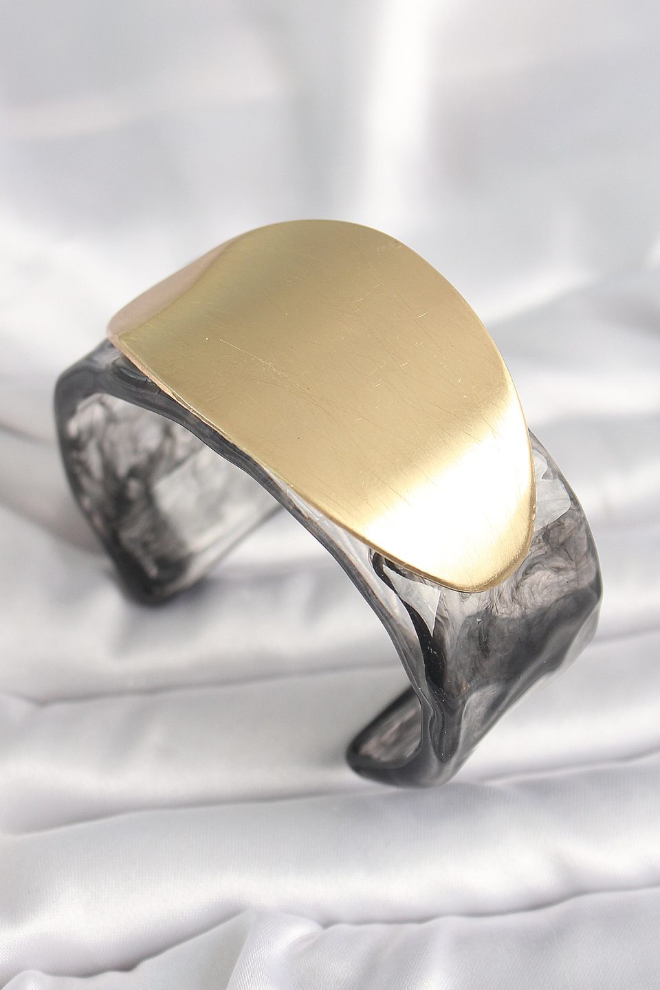 Shekka Siyah Mermer Desen Akrilik Plastik Gold Oval Plaka Model Vintage Kadın Bilezik