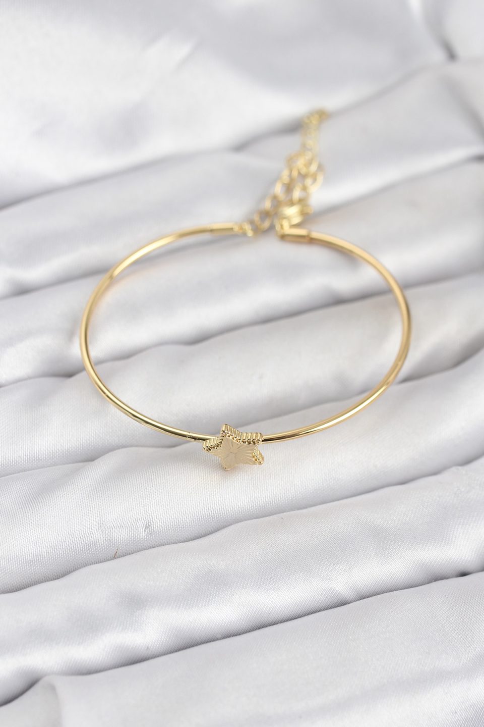 Shekka Yıldız Model Gold Renk Kadın Bileklik