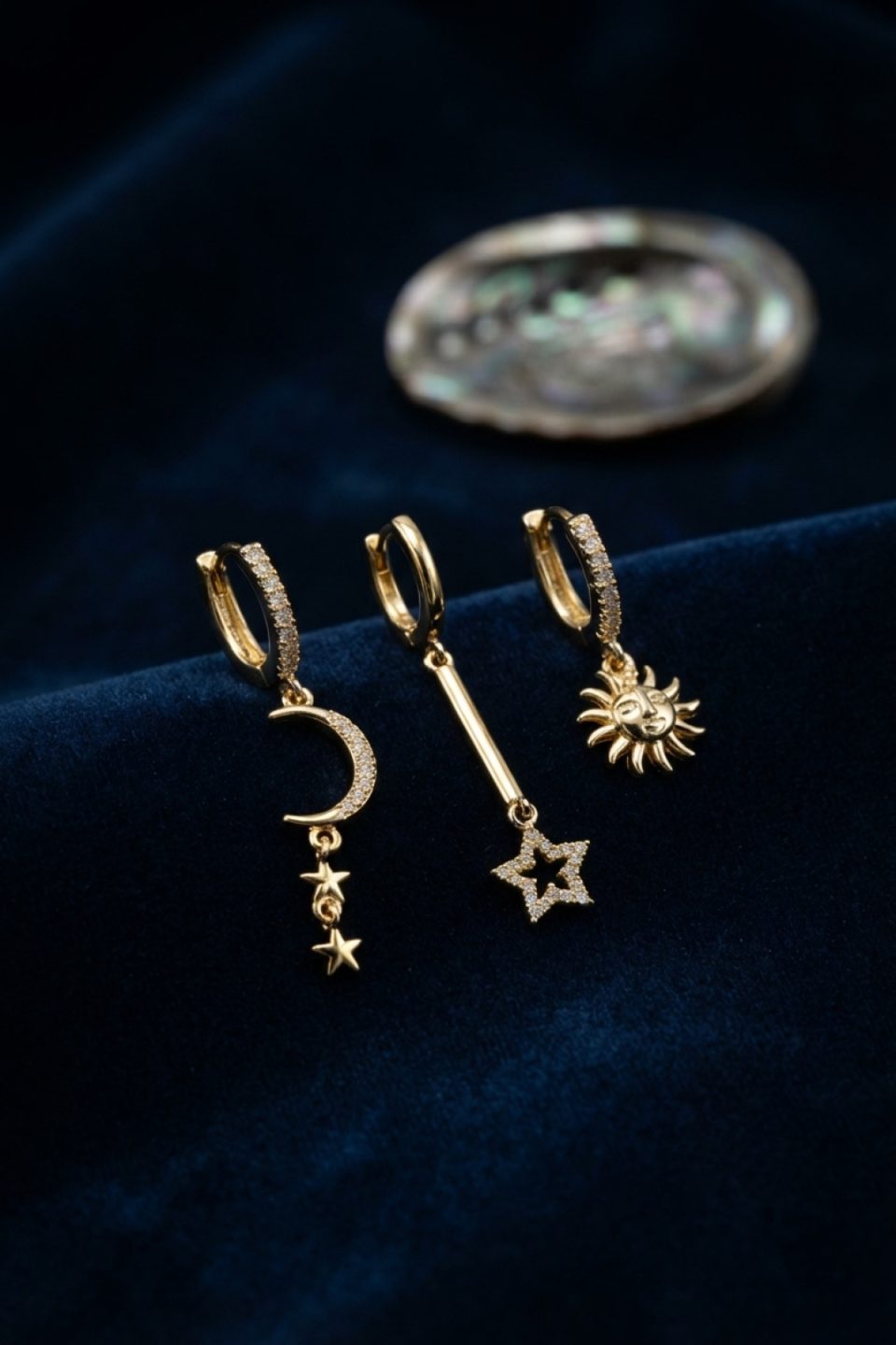 Shekka 3 lü Set Ay Yıldız ve Güneş Model Gold Renk Kadın Küpe