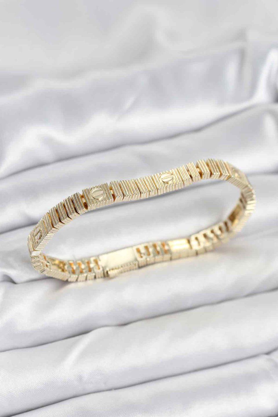 Shekka Gold Renk Vip Seri Bileklik