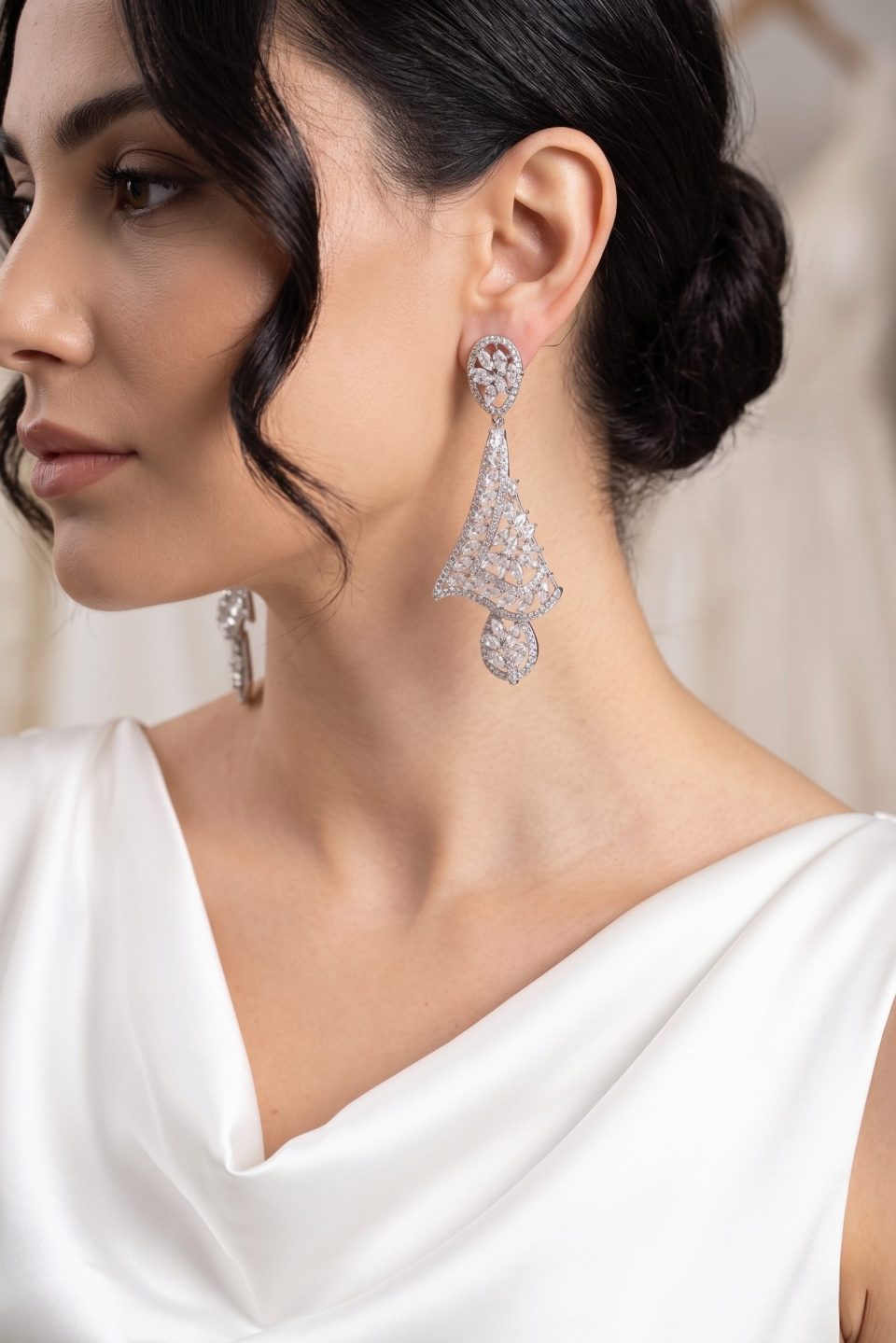 Shekka Gümüş Renk Zirkon Taşlı Kadın Abiye Küpe