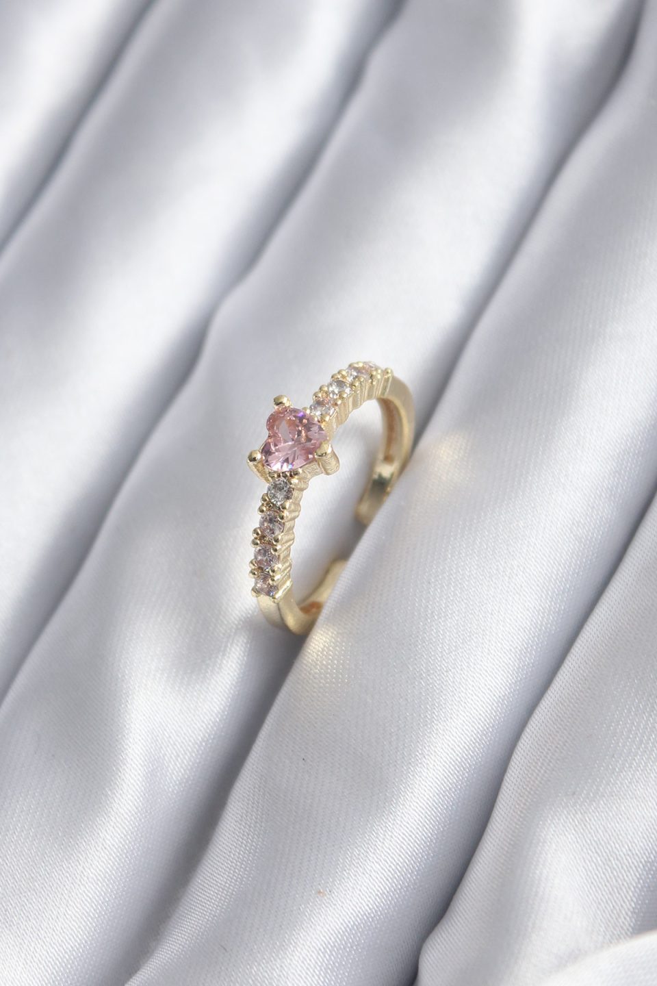 Shekka Gold Renk Zirkon Taşlı Pembe Kristal Kalp Model Kadın Yüzük