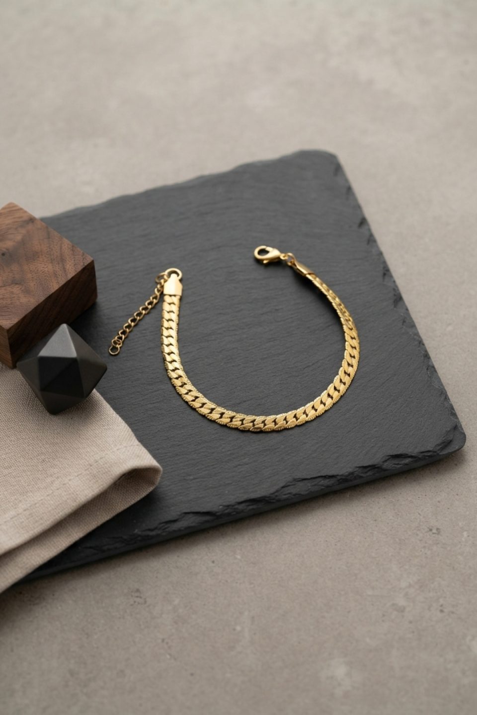 Shekka 316L Çelik Gold Renk Ezme Cuban Zincir Model Erkek Bileklik
