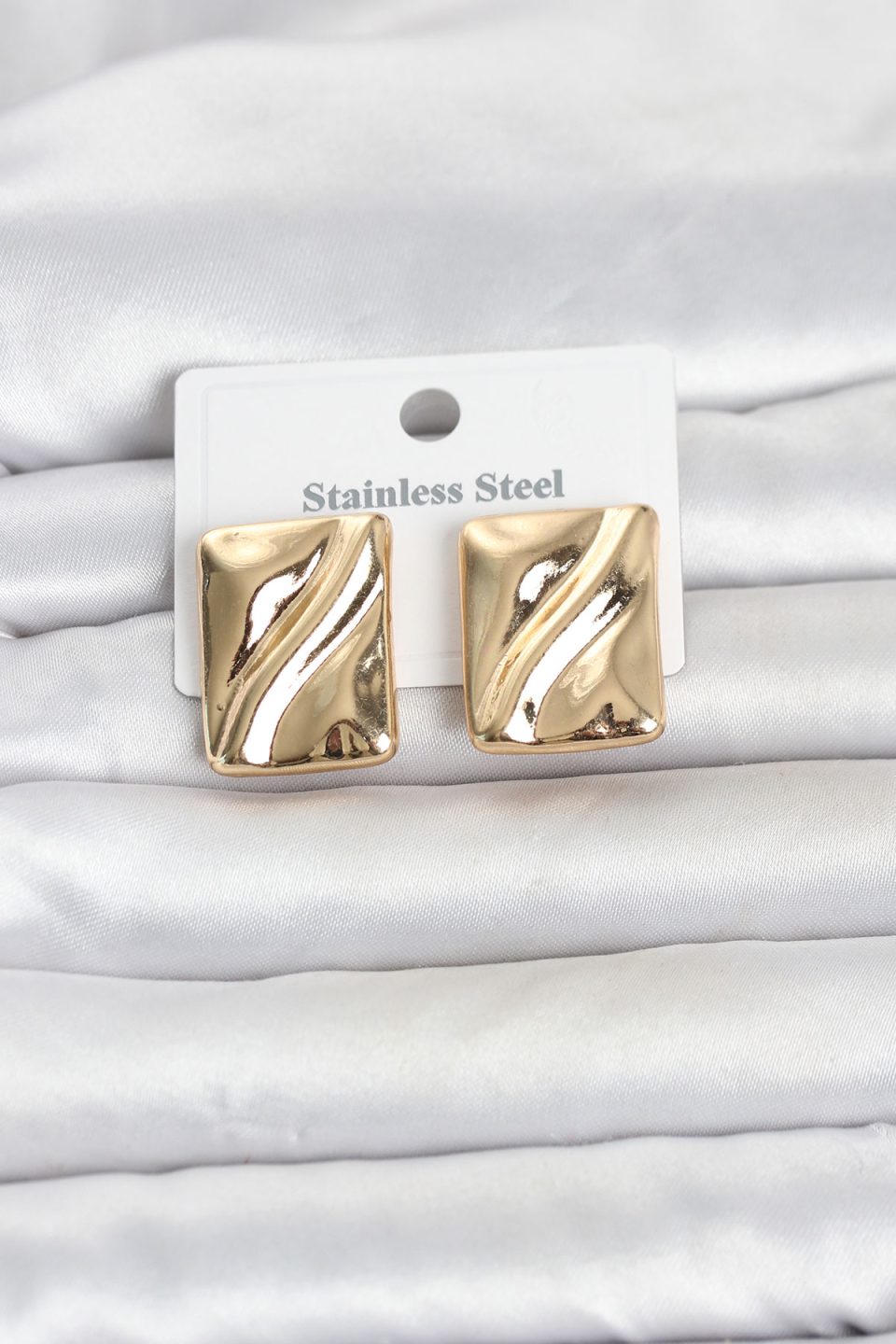 Shekka 316L Çelik Gold Renk Plaka Model Kadın Küpe