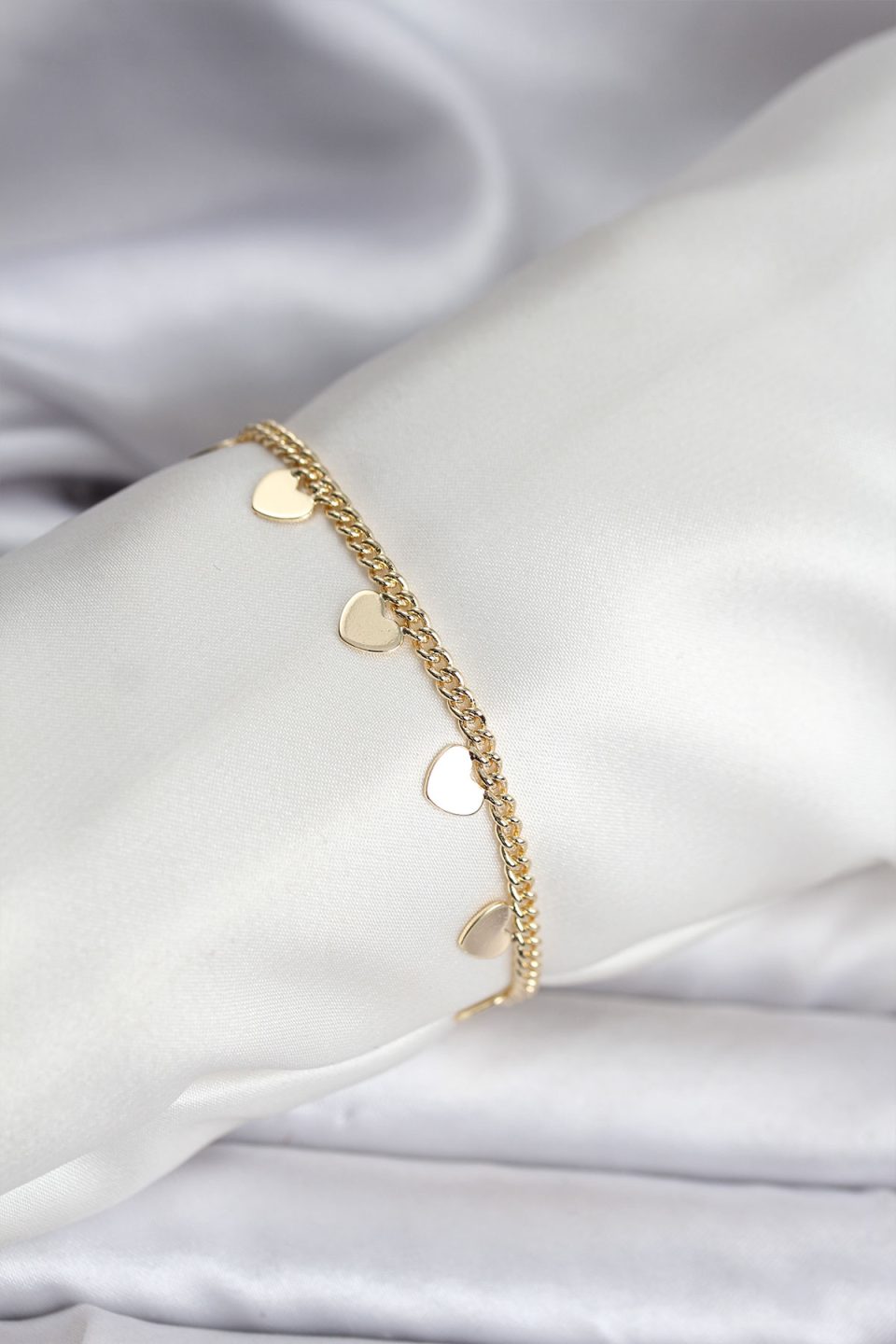Shekka 14K Gold Renk Kaplama Kalpli Model CM Kadın Bileklik