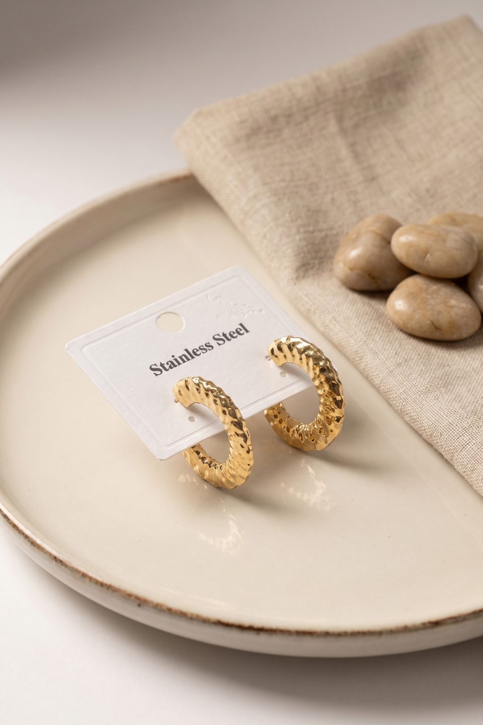 Shekka 316L Çelik Gold Renk Yarım Halka Model Küpe