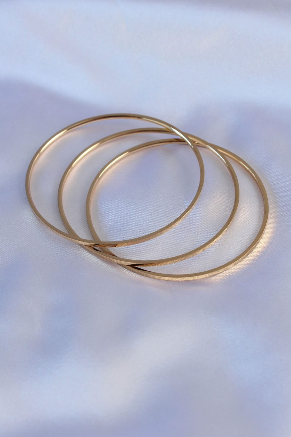 Shekka 316L Çelik Gold Renk Ajda Model Kadın 65 mm Bilezik
