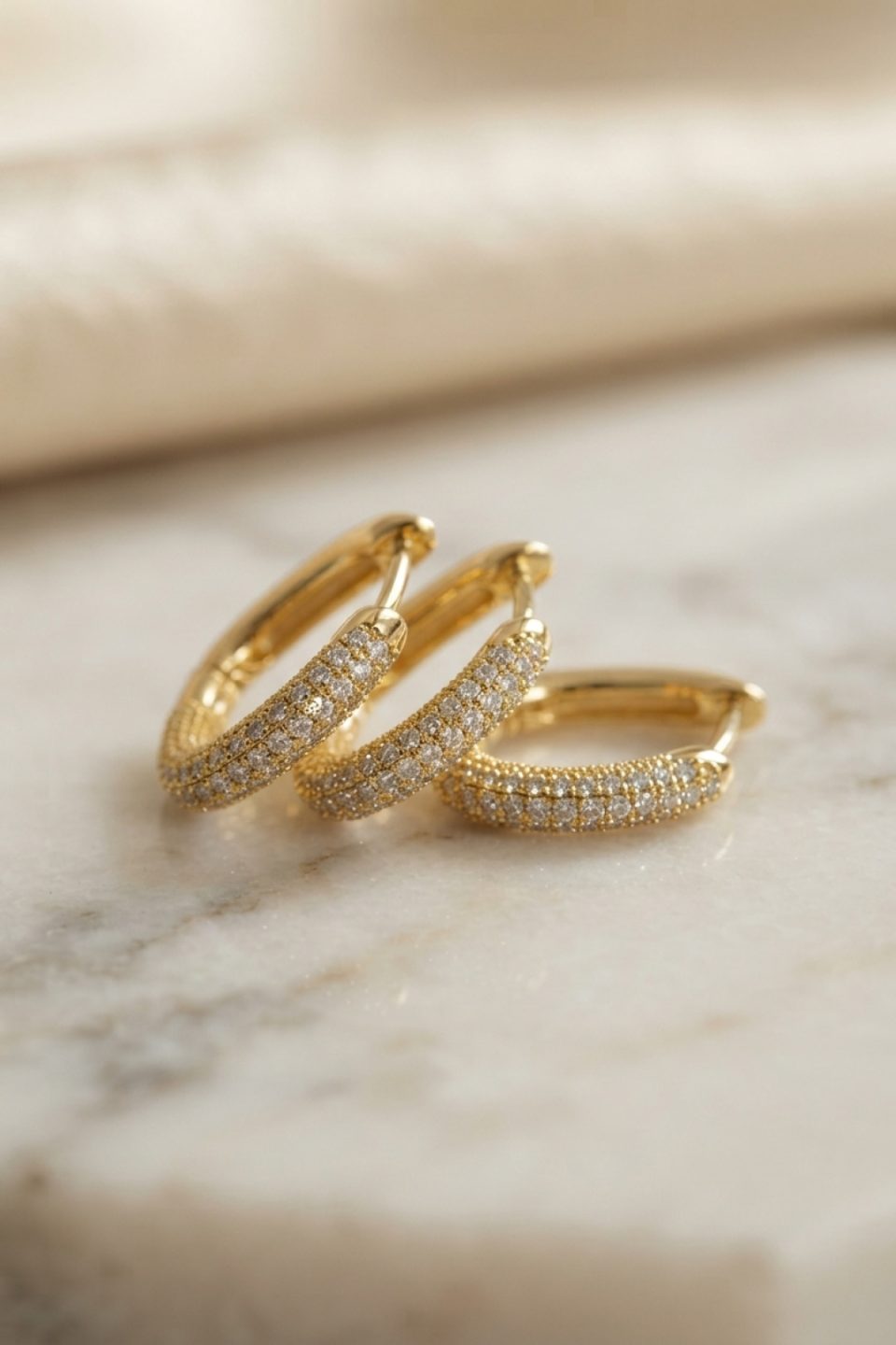 Shekka 3 lü Set Gold Renk Zirkon Taşlı Kare Halka Küpe