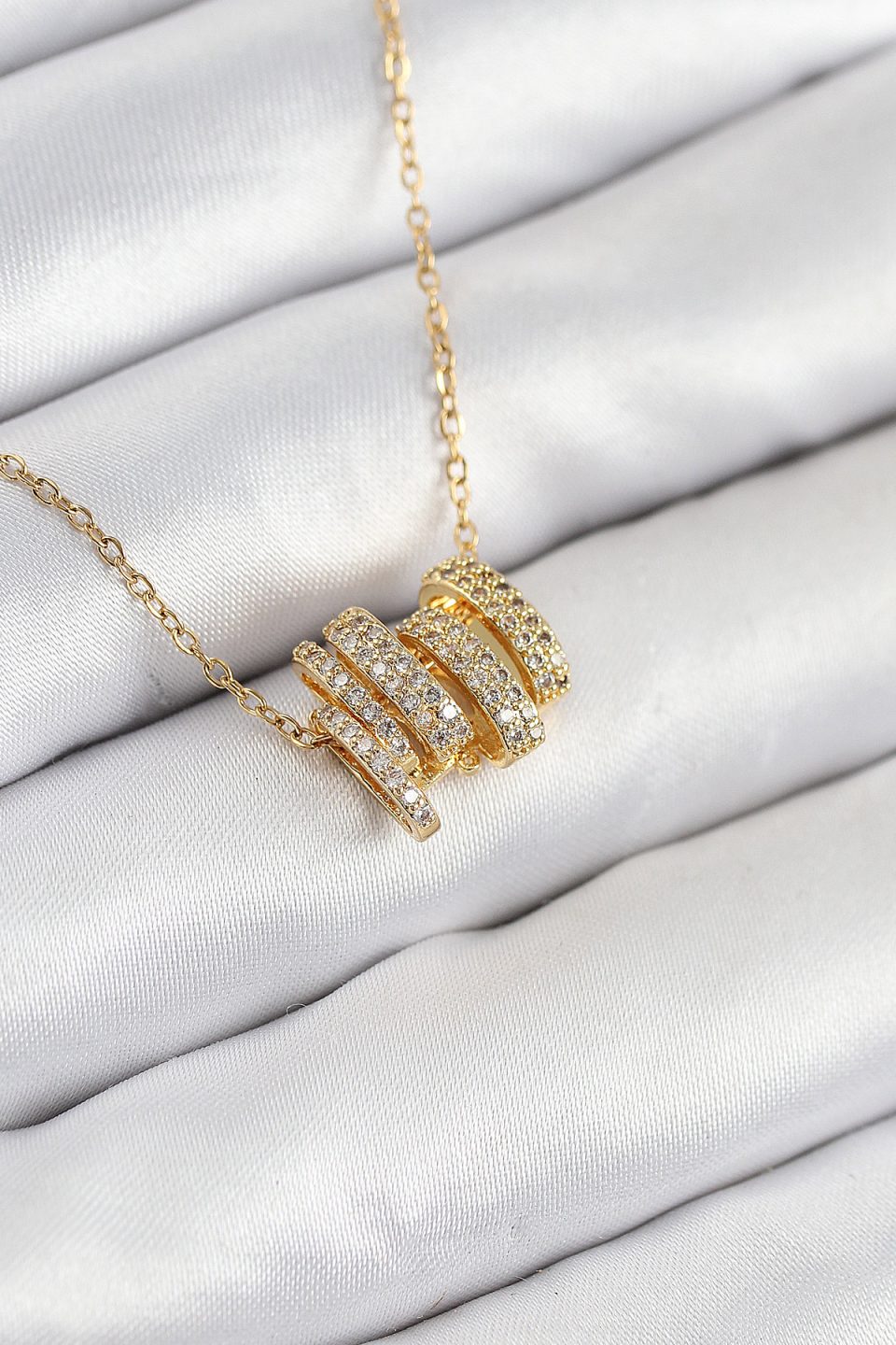 Shekka 316L Çelik Zirkon Taşlı Sarmal Model Gold Renk Kadın Kolye
