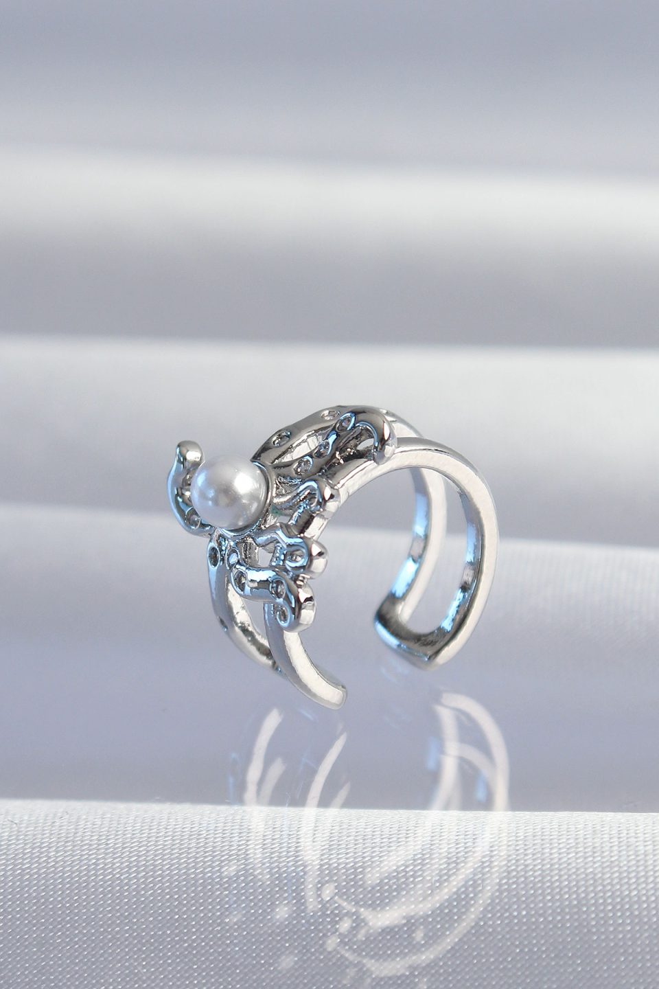 Shekka Pirinç Gümüş Renk İncili Ahtapot Earcuff Küpe — görsel 2