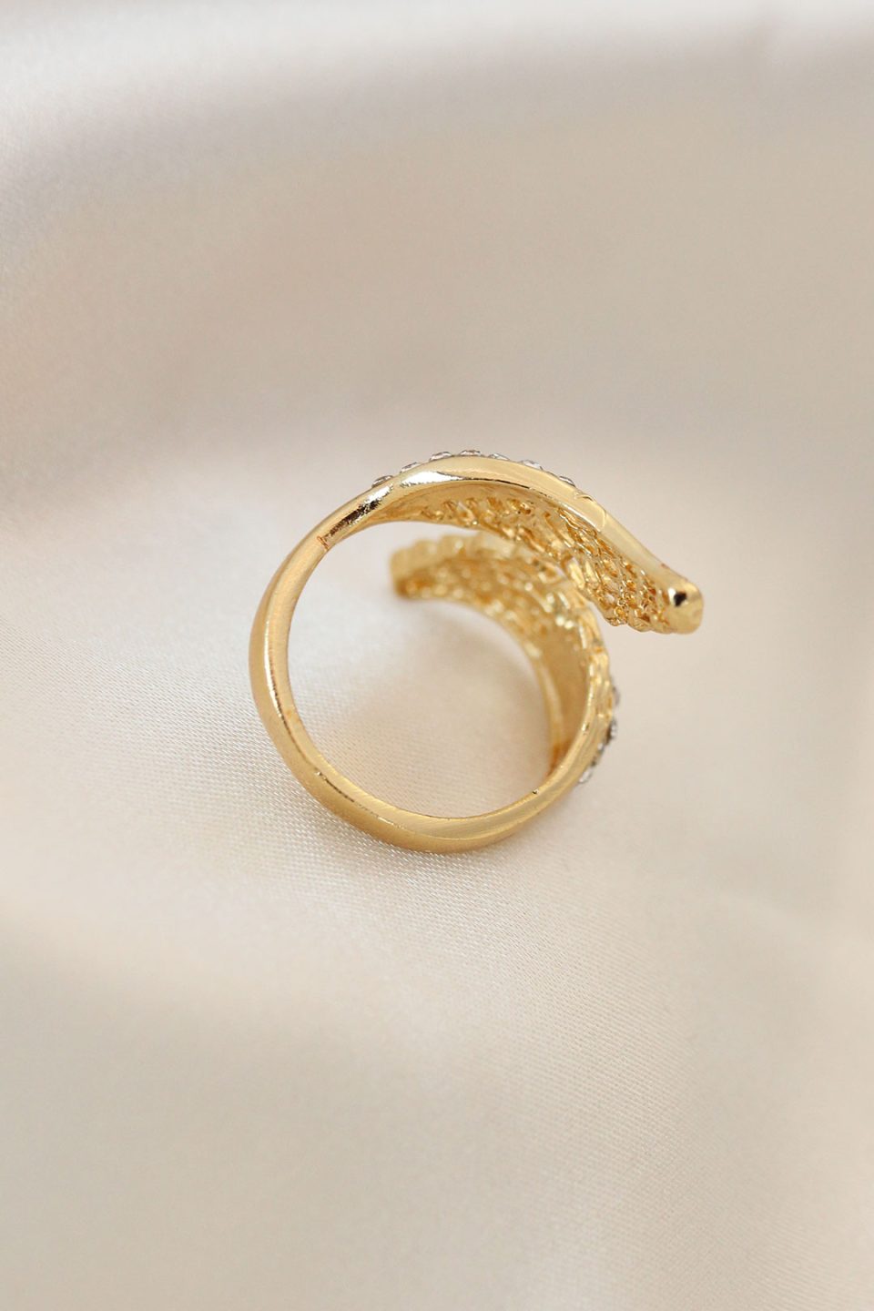 Shekka Ayarlamalı Gold Renk Metal Zirkon Taşlı Kanat Yüzük — görsel 2