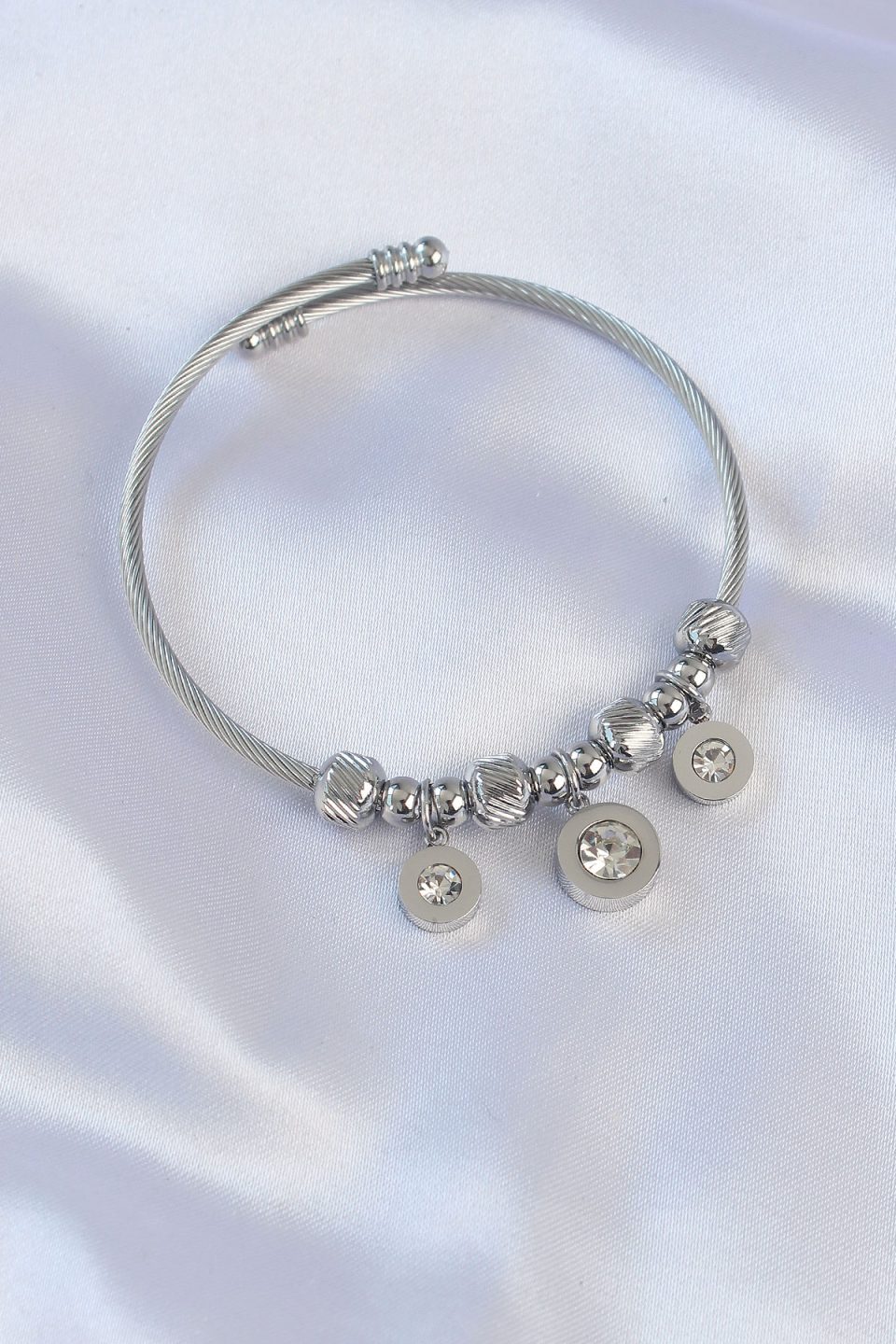 Shekka 316L Çelik Gümüş Renk Zirkon Taşlı Model Charm Bileklik