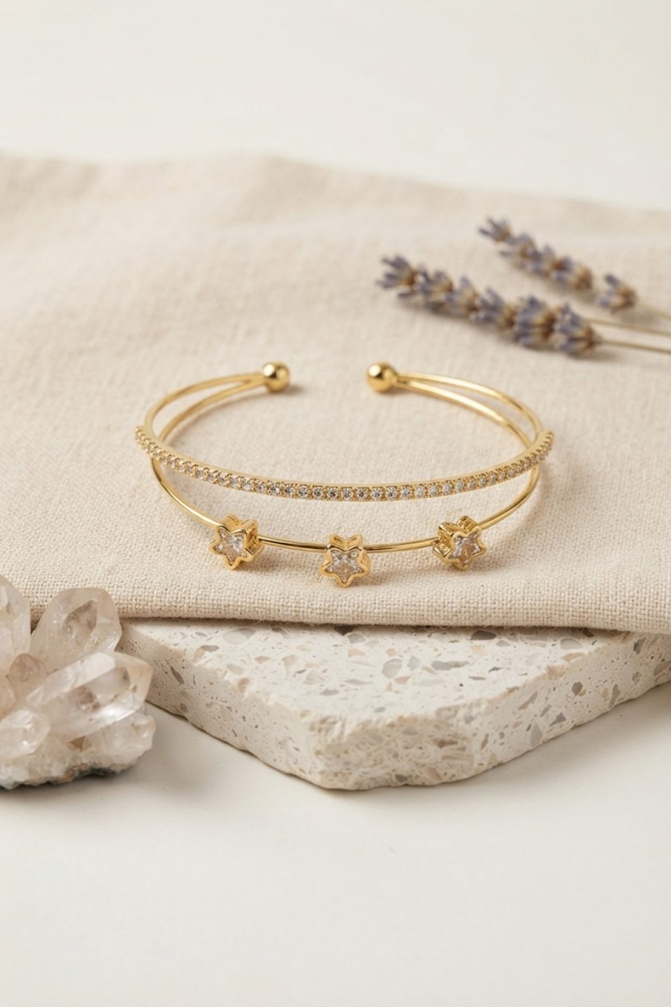 Shekka Yıldız Model Zirkon Taşlı Gold Renk Kadın Bileklik