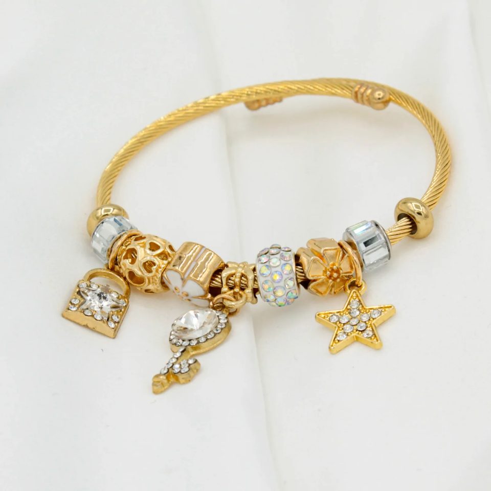 Shekka Yıldız Kilit ve Anahtar Figürlü Taşlı Gold Charm Bileklik