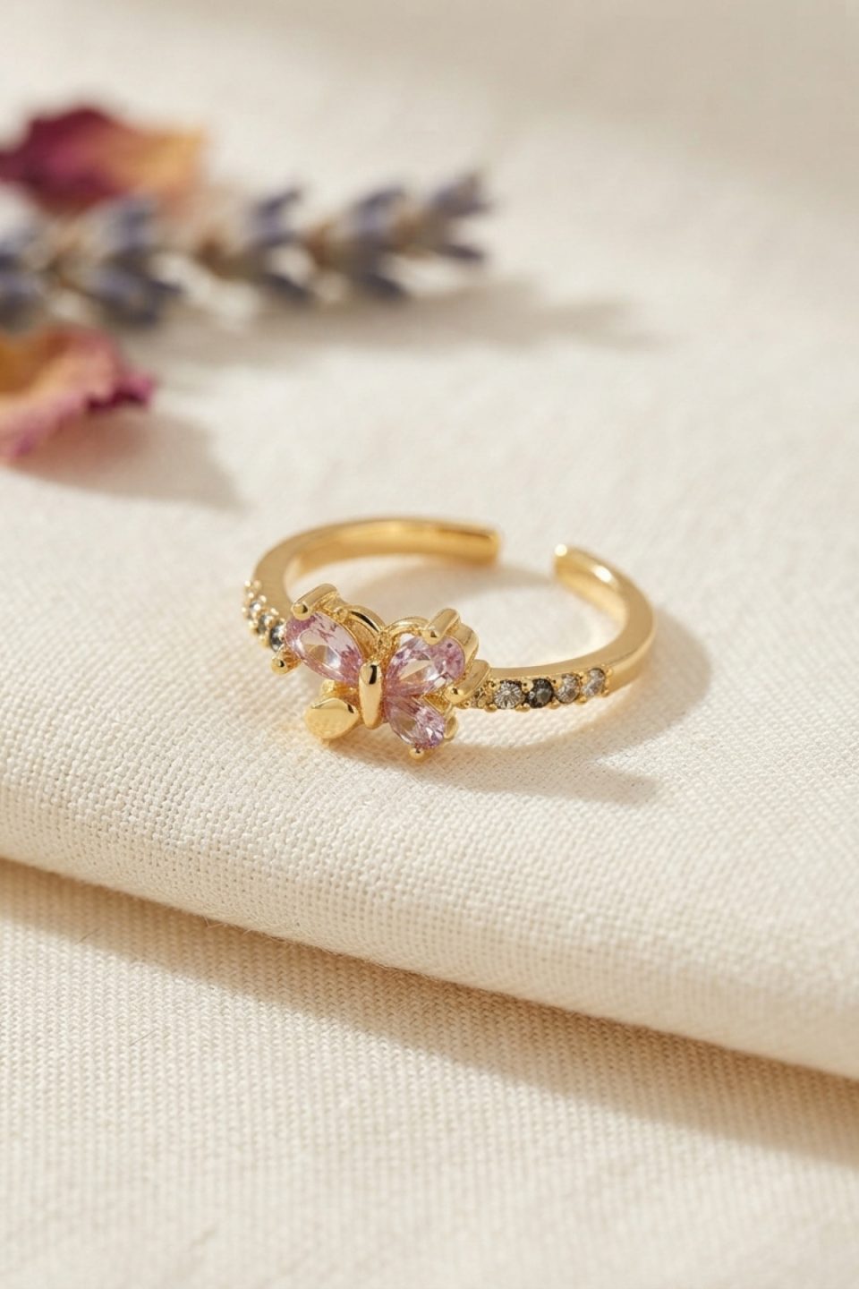 Shekka Pembe Zirkon Taşlı Kelebek Model Kadın Yüzük