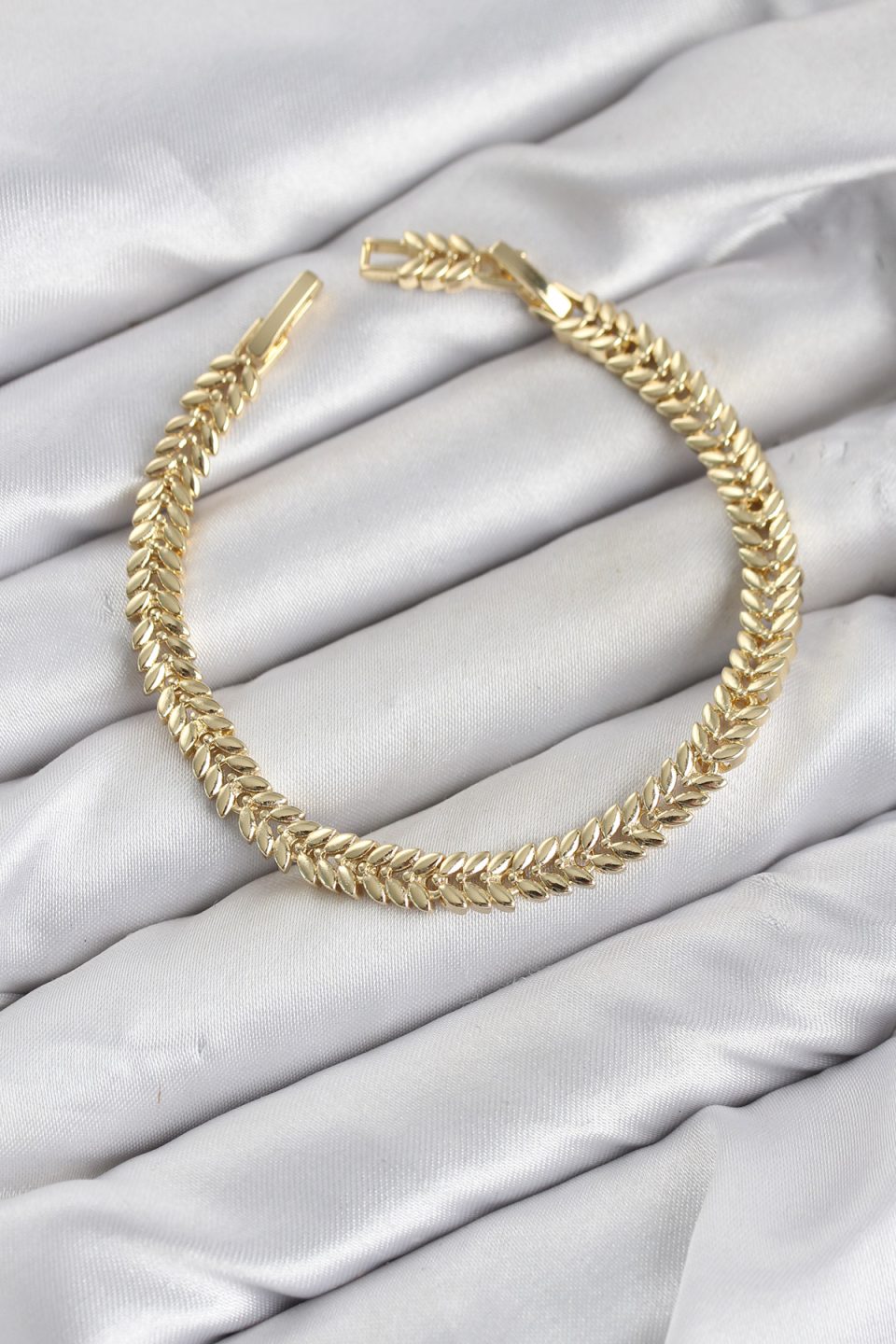 Shekka CM Başak Model Gold Renk Pirinç Kadın Bileklik