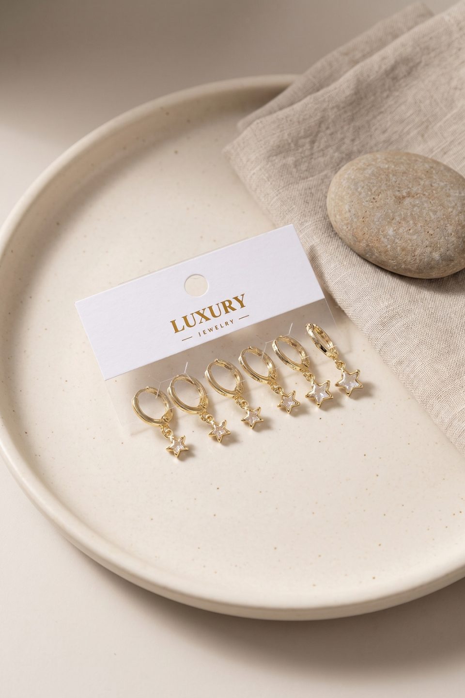 Shekka Yıldız Zirkon Taşlı Gold Renk Pirinç Set Küpe