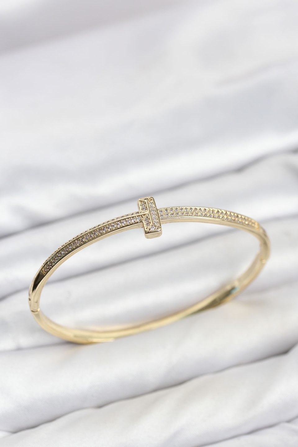 Shekka Gold Renk T Model Zirkon Taşlı Kadın Kelepçe Bileklik