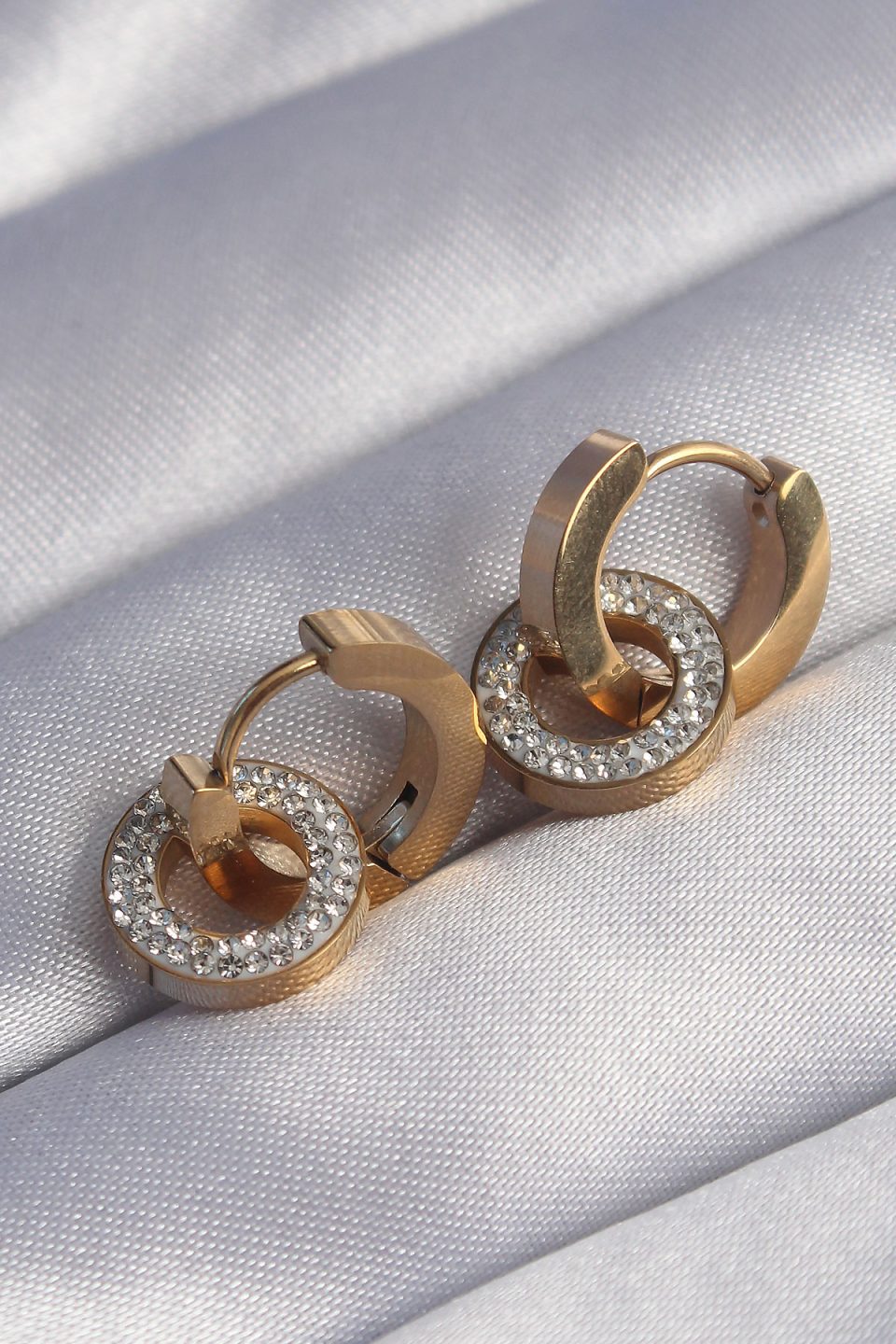Shekka 316L Çelik Gold Renk Zirkon Taşlı İç İçe Geçmeli Oval Küpe
