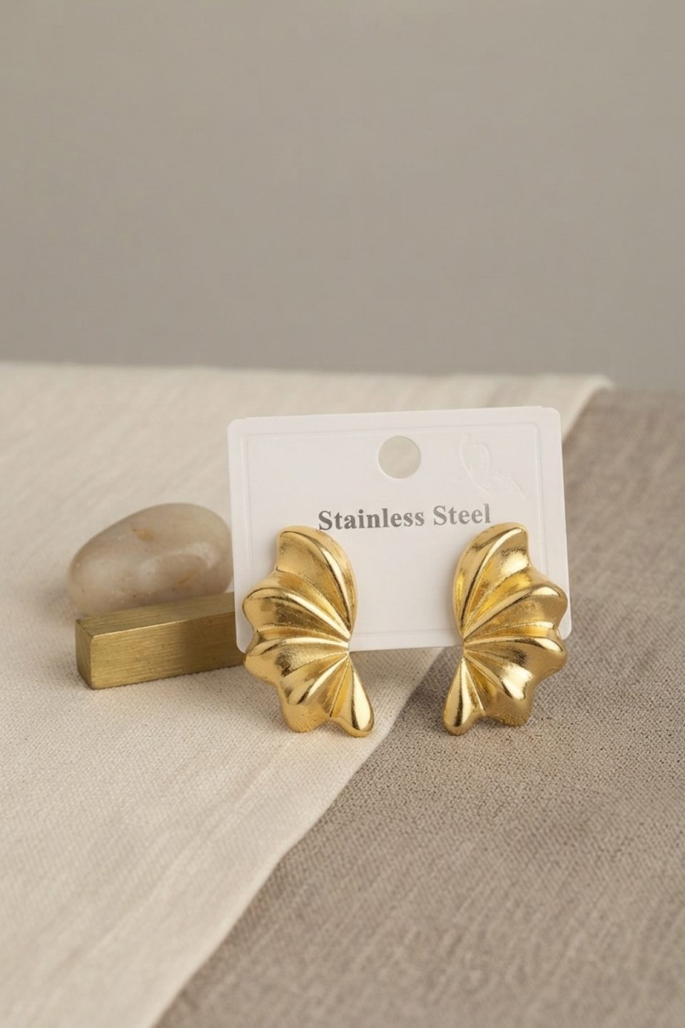 Shekka 316L Çelik Gold Renk Vintage 3D Dalgalı Model Küpe