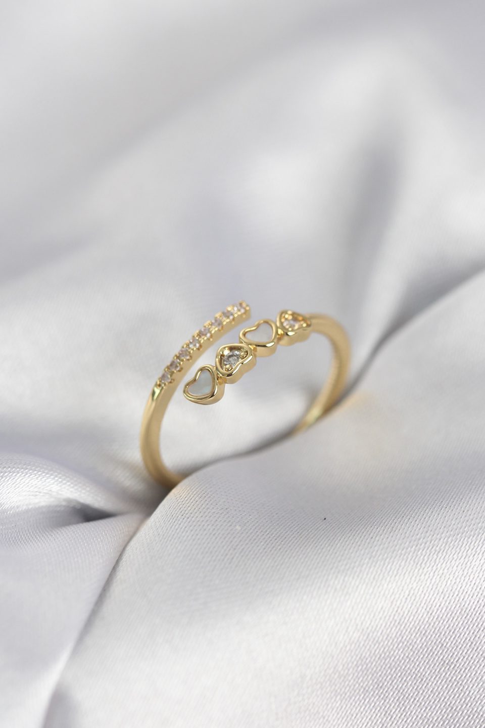 Shekka Gold Renk Zirkon Taşlı Minimal Kalp Model Kadın Yüzük