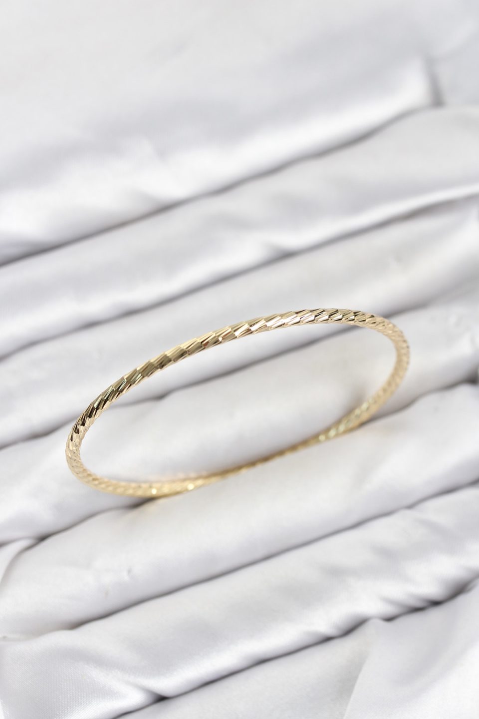 Shekka CM Gold Renk Lazer Kesim Model 65 mm Bilezik