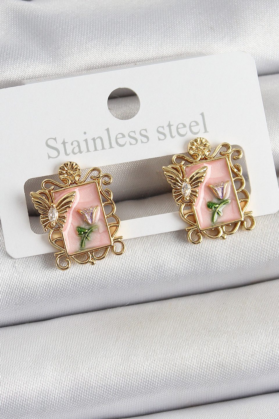 Shekka Pirinç Pembe Mineli Sanatsal Portre Model Gold Renk Kadın Küpe