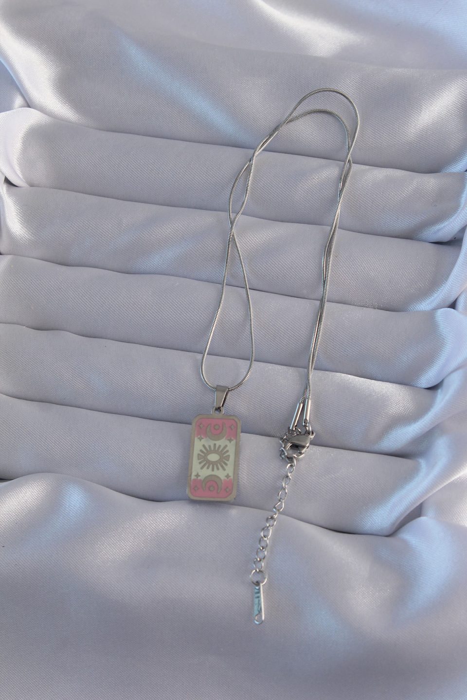 Shekka 316L Çelik Gümüş Renk Pembe Mineli Ay Figür Tarot Kolye — görsel 3