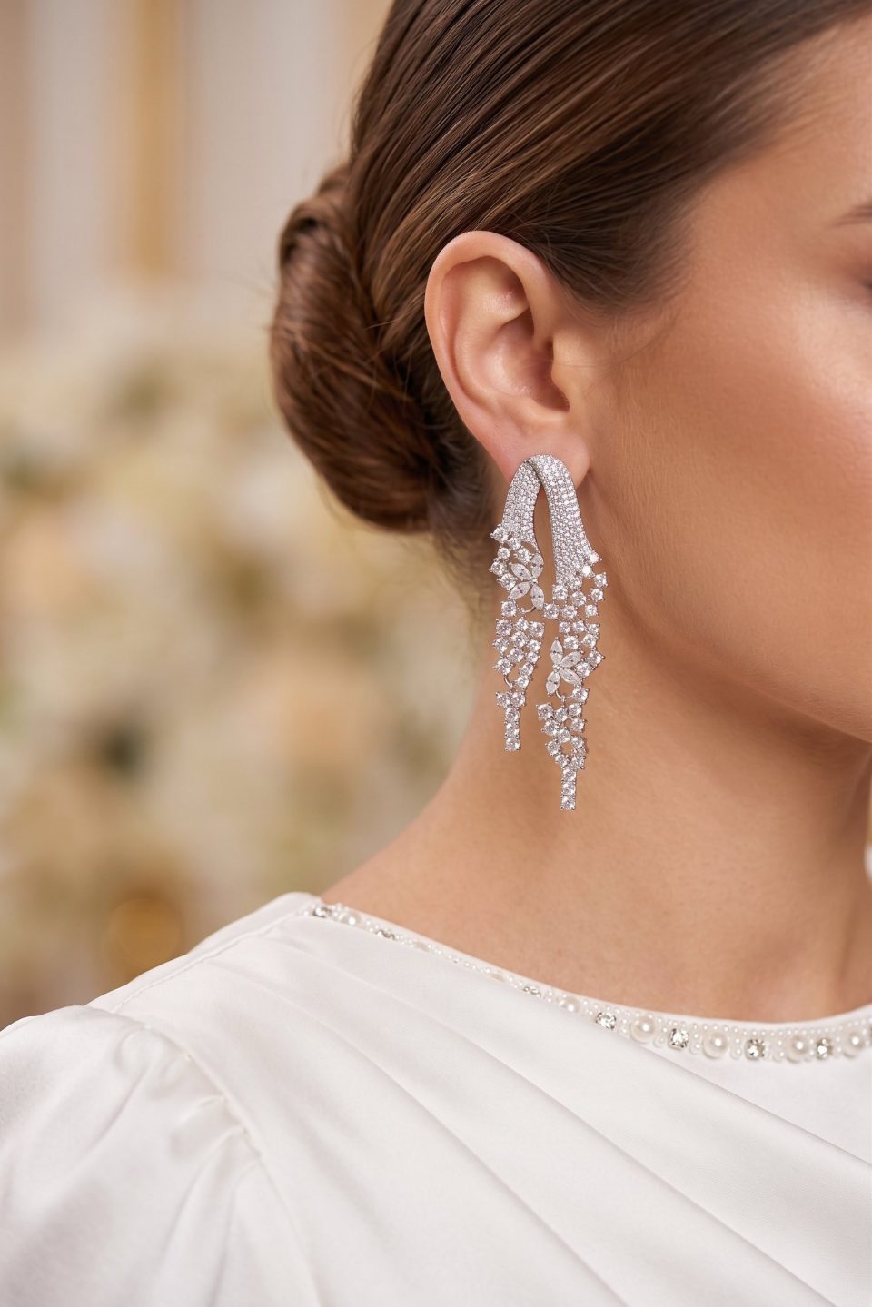 Shekka Gümüş Renk Zirkon Taşlı Çelenk Model Kadın Abiye Küpe