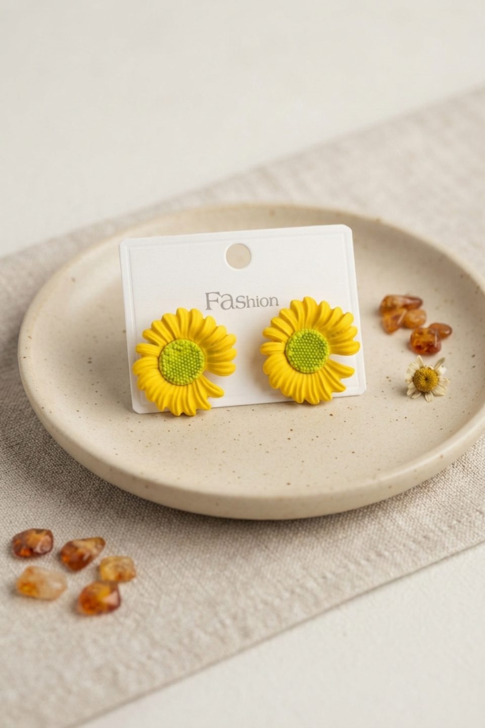 Shekka Papatya Çiçek Model Kadın Küpe