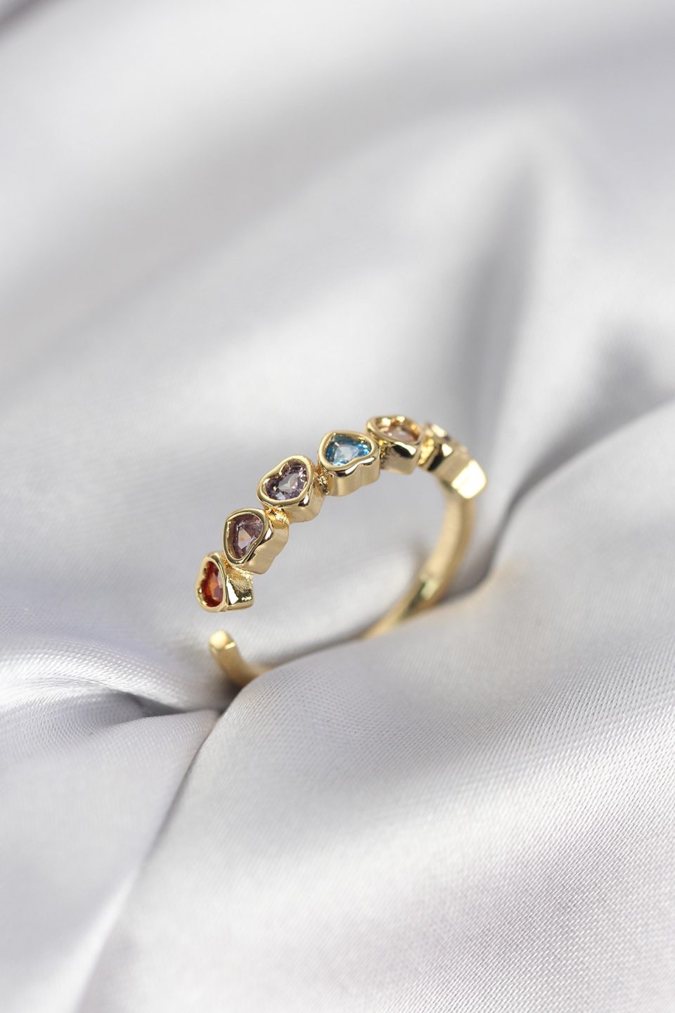 Shekka Gold Renk Kalp Model Renkli Zirkon Taşlı Kadın Yüzük