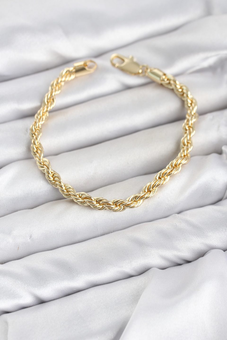 Shekka CM Burgu Model Gold Renk Pirinç Kadın Bileklik