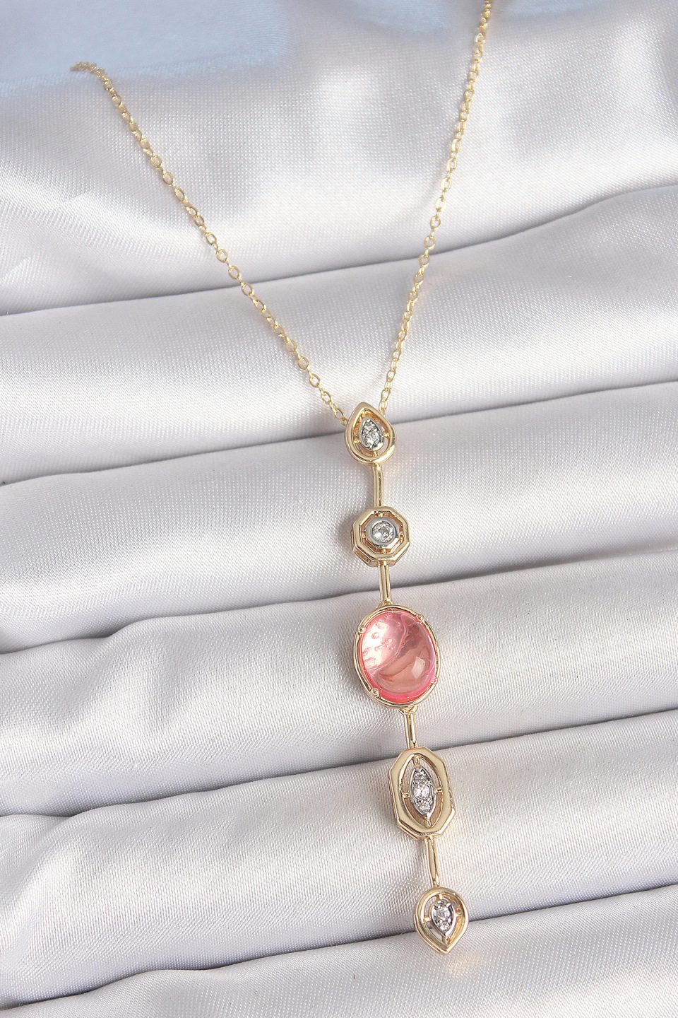 Shekka Pirinç Zincir Pembe Gold Renk Zirkon Taşlı Y Kolye