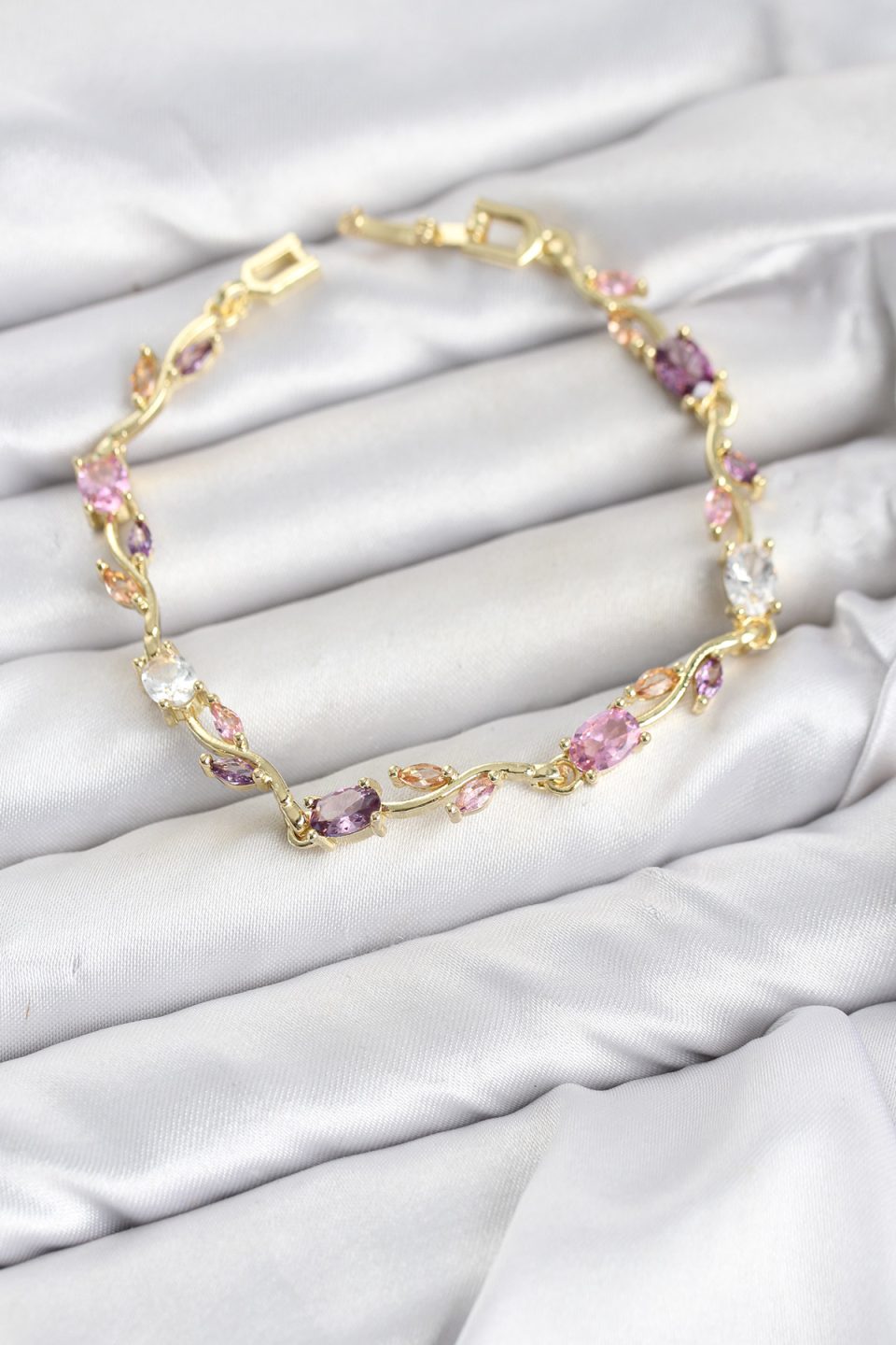 Shekka Pirinç Gold Renk Pembe ve Mor Zirkon Taşlı Çiçek Model Kadın Bileklik — görsel 2