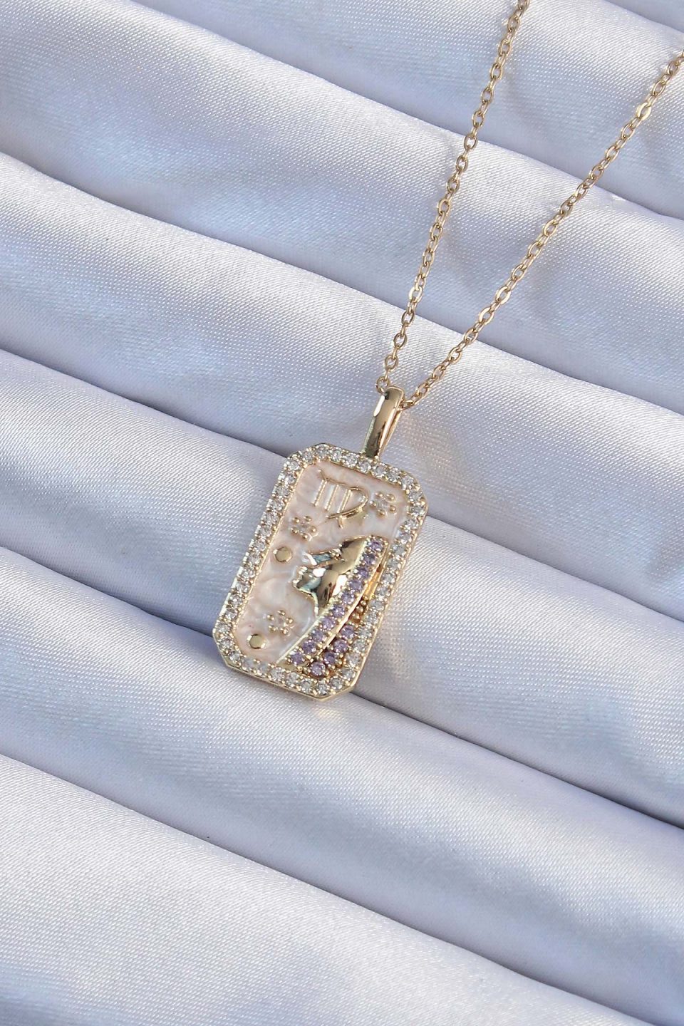 Shekka 316L Çelik Zincir Altın Renk Zirkon Taşlı Yüz Figürlü Tarot Kolye