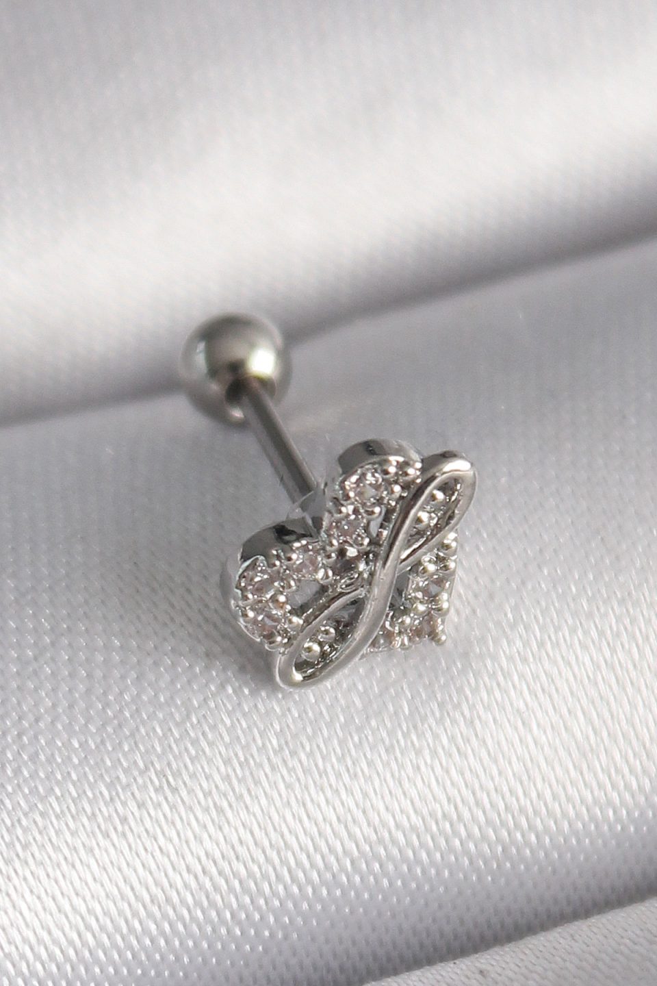 Shekka 316L Çelik Gümüş Renk Zirkon Taşlı Sonsuzluk Detay Tragus Piercing