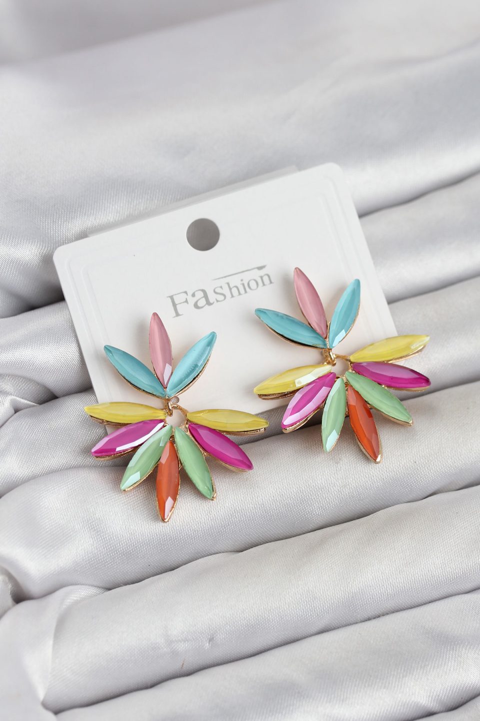Shekka Karışık Renk Kristal Taşlı Lotus Model Kadın Küpe