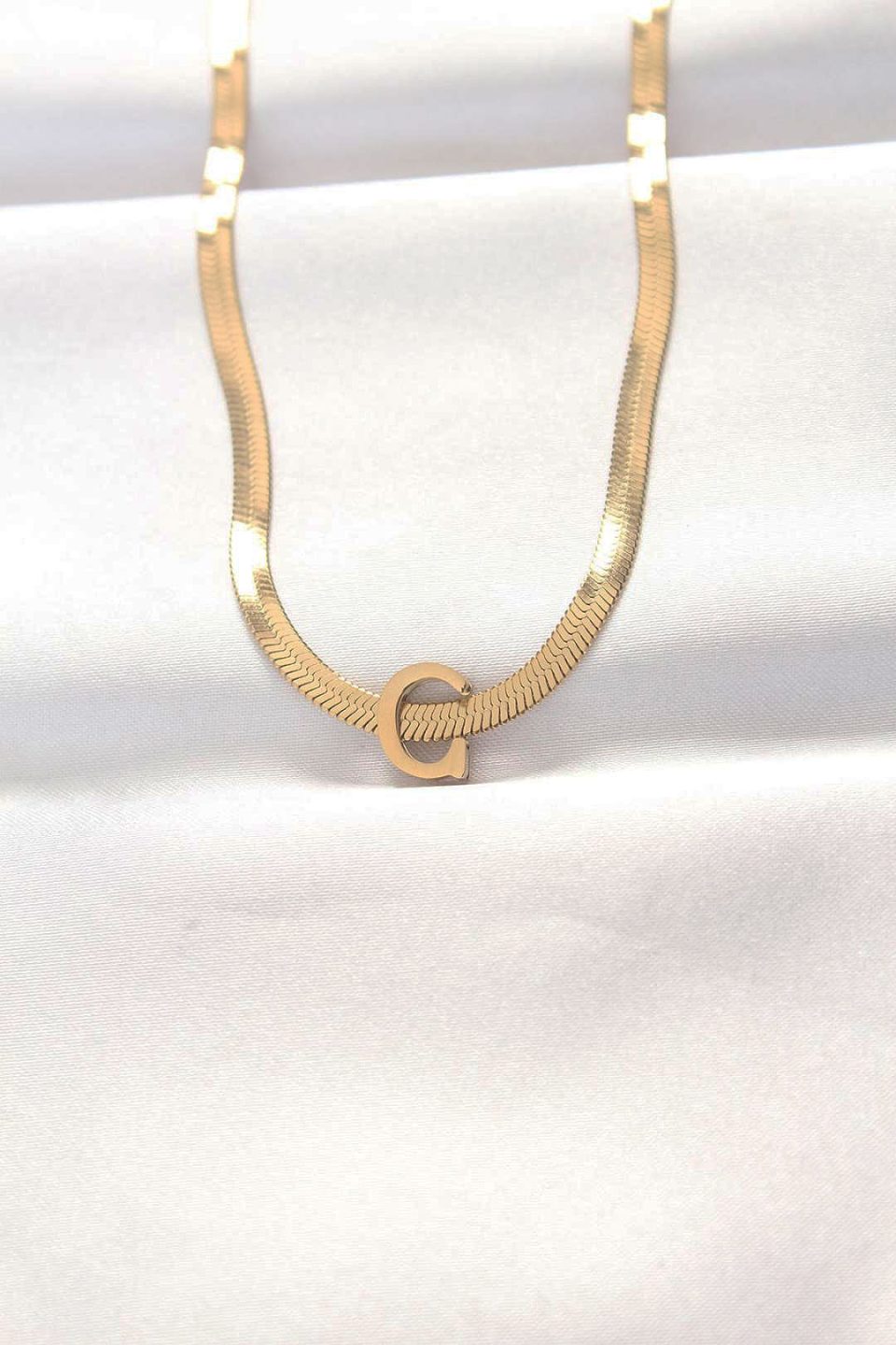 Shekka 316L Çelik C Harfli Gold Renk İtalyan Zincirli Kolye