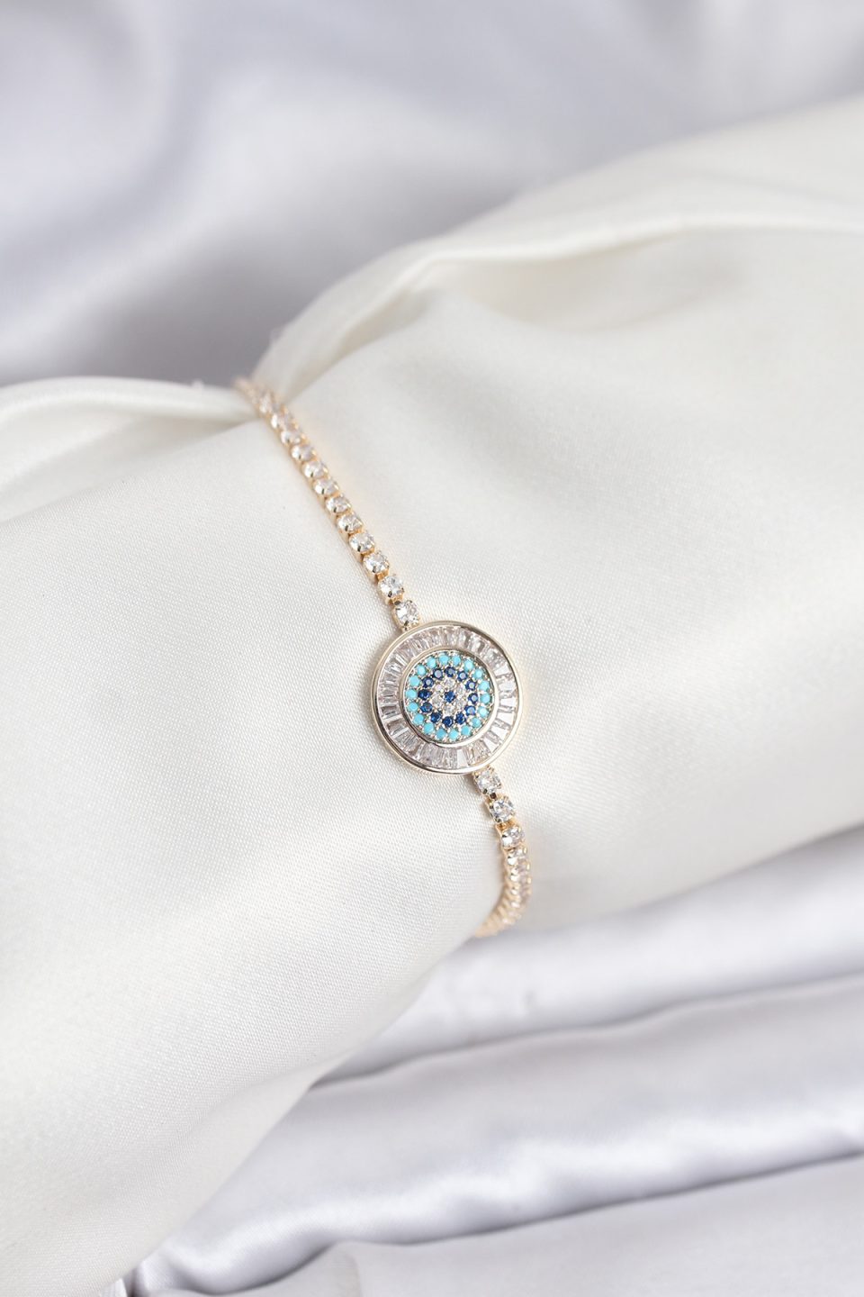 Shekka Gold Renk Nazar Model Zirkon Taşlı Asansörlü Su Yolu Bileklik