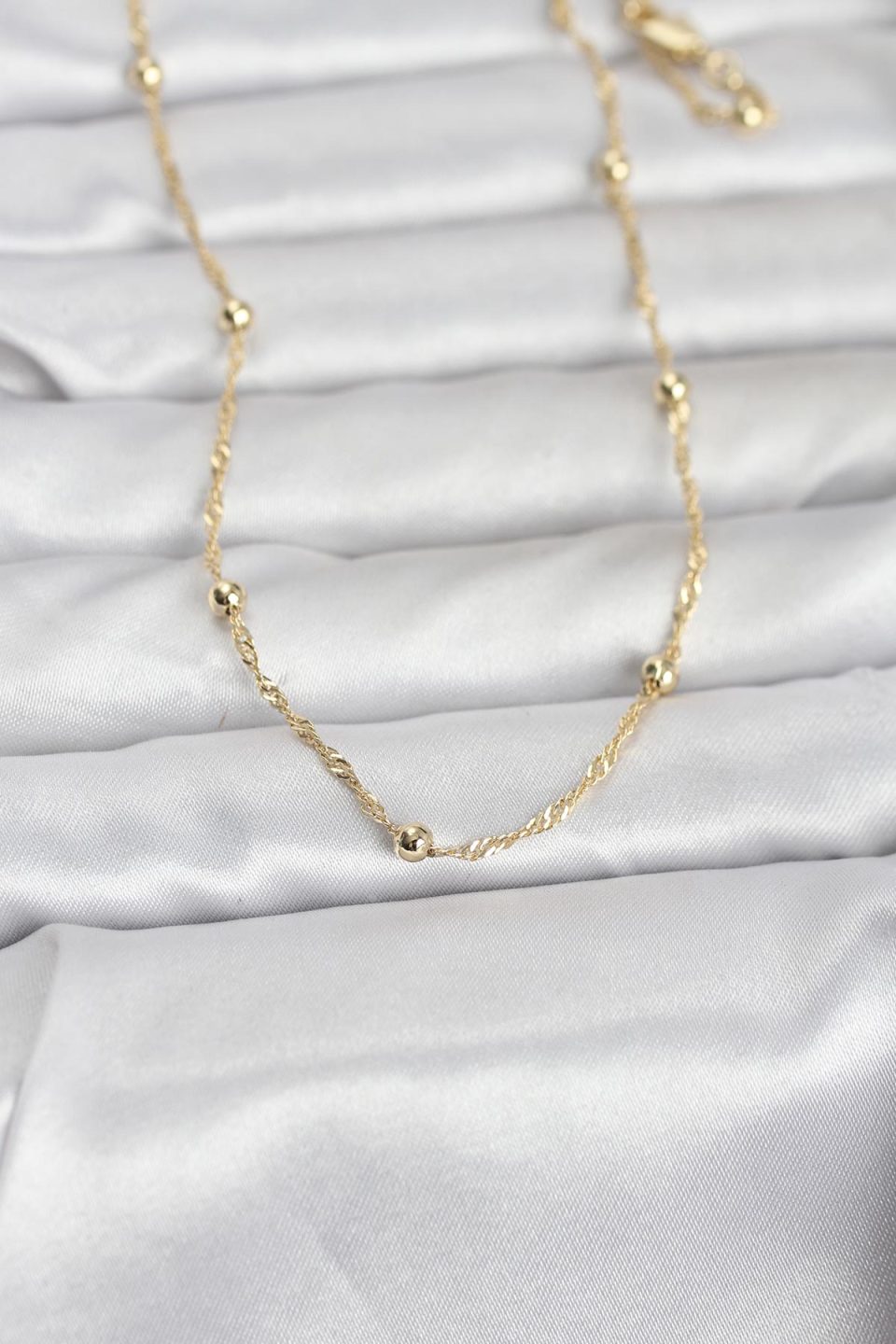 Shekka CM 14K Gold Renk Burgu ve Top Zincirli Model 60 cm Kadın Kolye