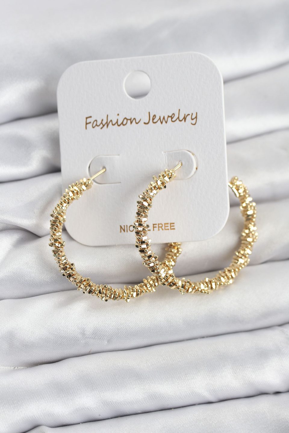 Shekka Pirinç Gold Renk Tırtıklı Halka Model Kadın Küpe